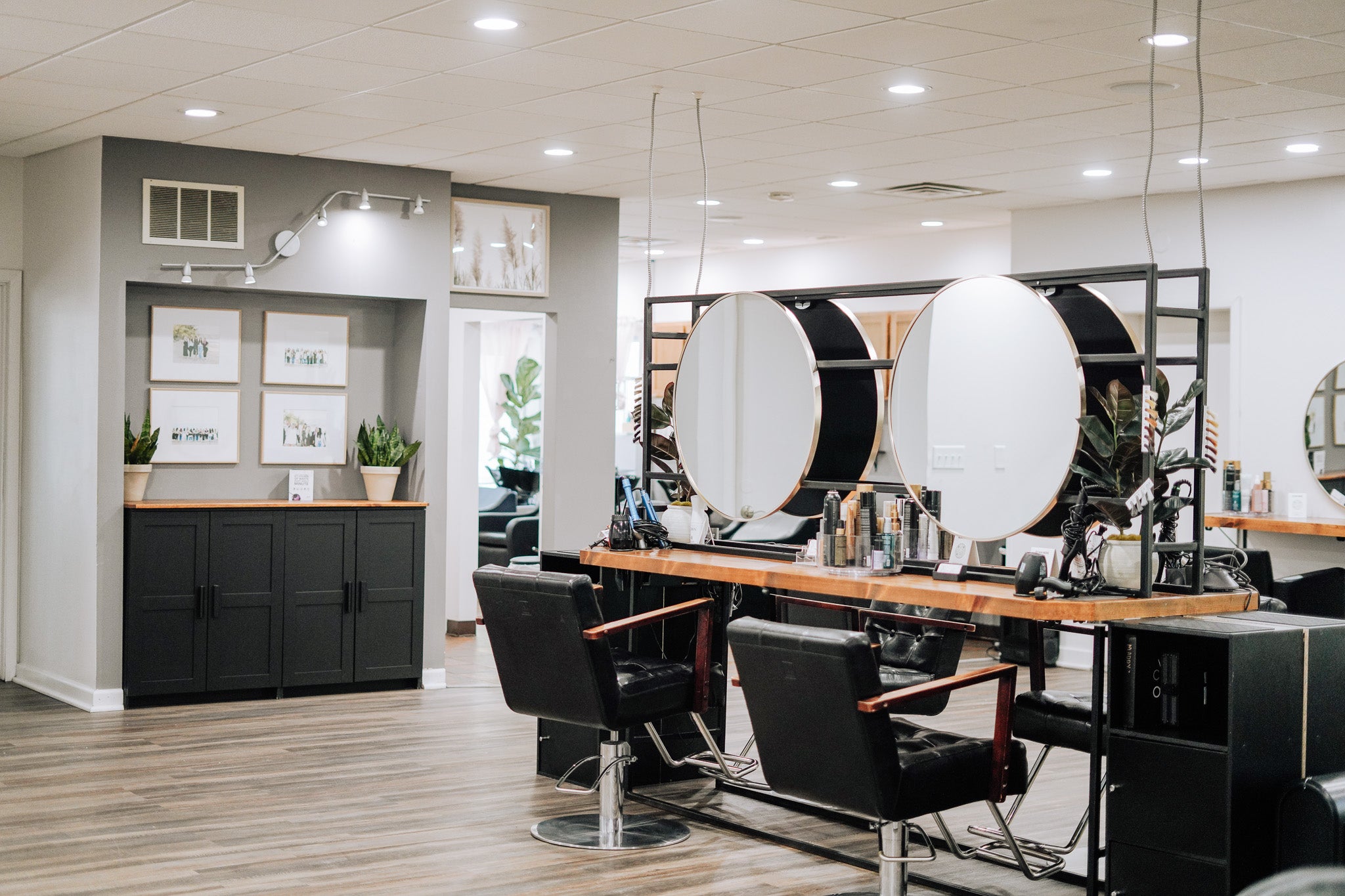 The Colour Lounge Salon and Spa thecolourloungeduluth